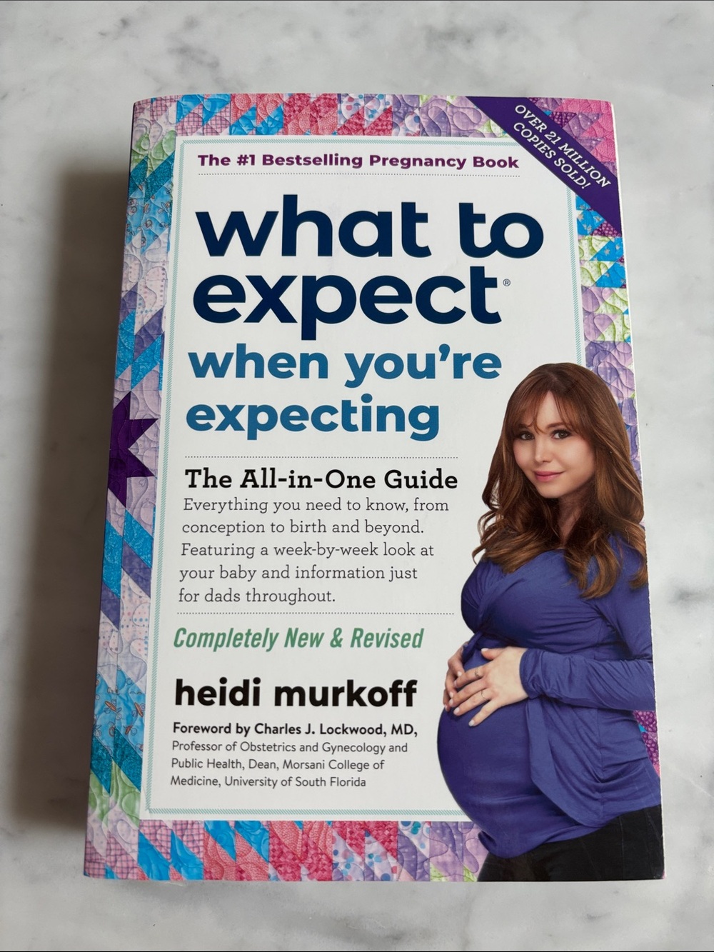 What to Expect When You're Expecting by Heidi Murkoff - White & Blue Cover